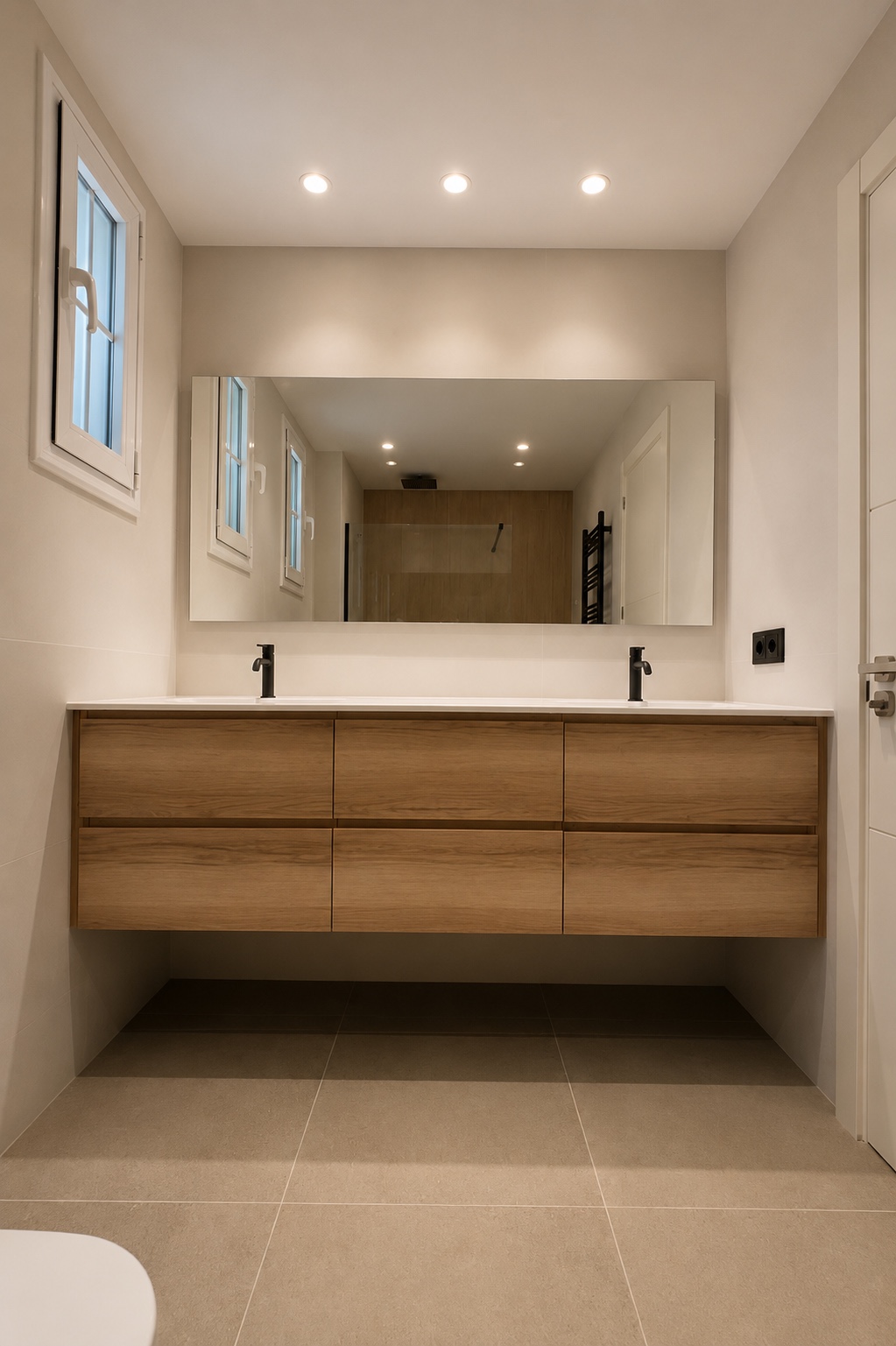 Baño de roble diseñado a medida